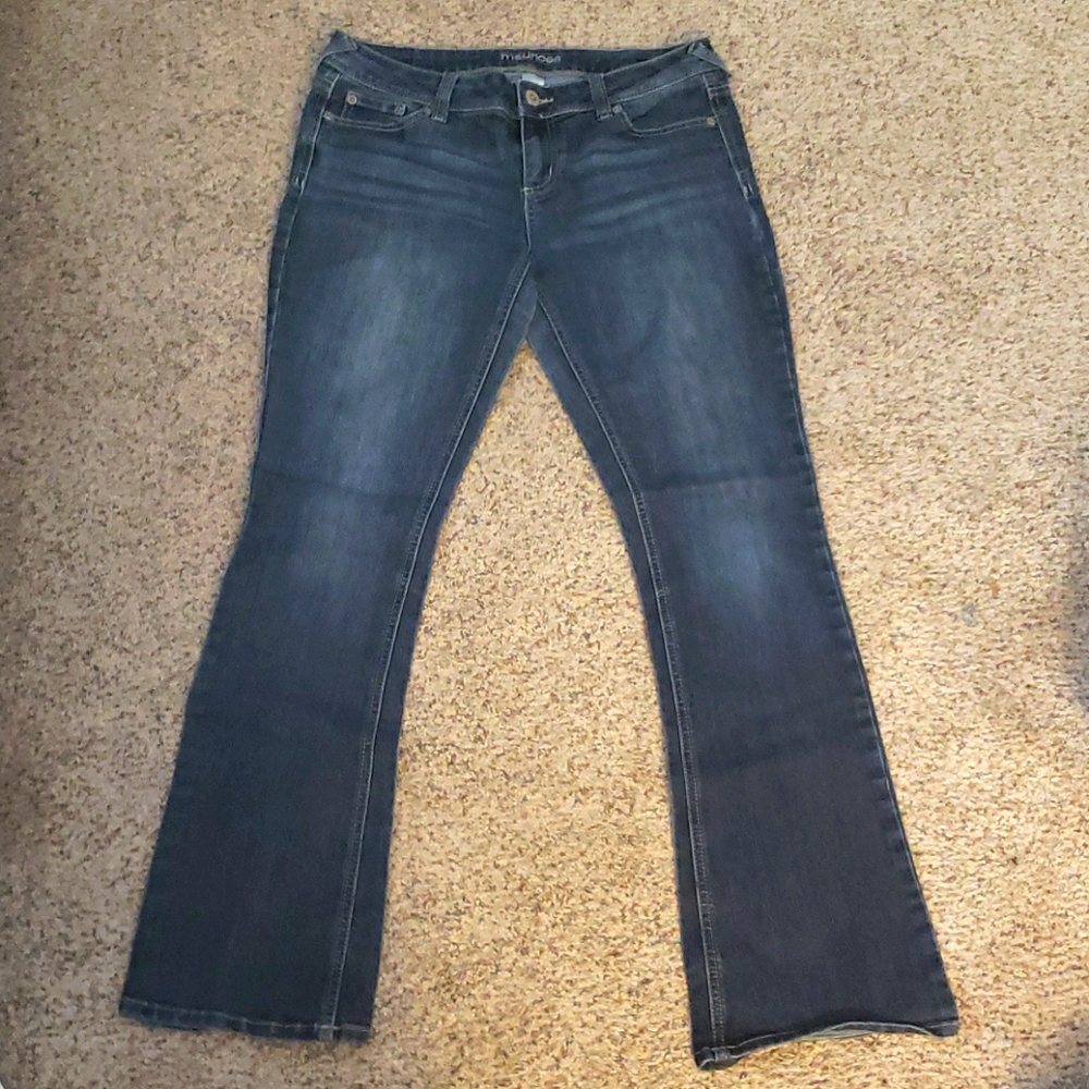 Maurices jeans